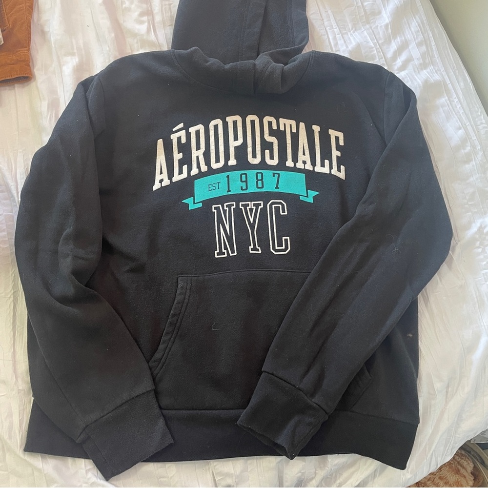 AÉROPOSTALE black hoodie